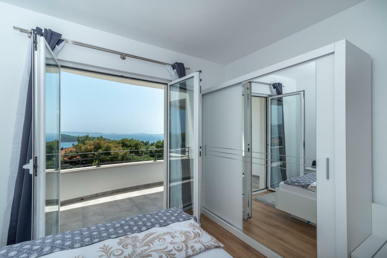 Villa Confido Luxury Apartment 01 Seget Donji Bagian luar foto