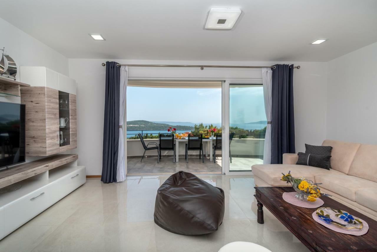 Villa Confido Luxury Apartment 01 Seget Donji Bagian luar foto